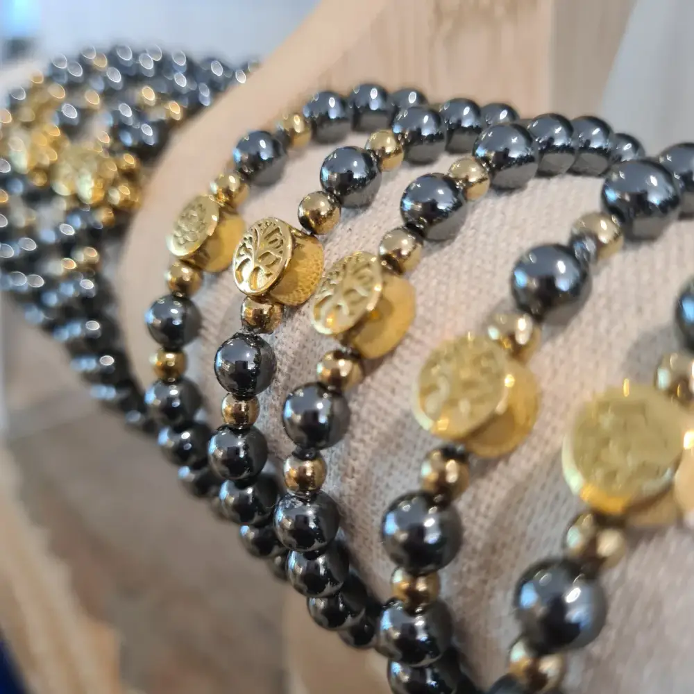 hematite-miss-chrisco